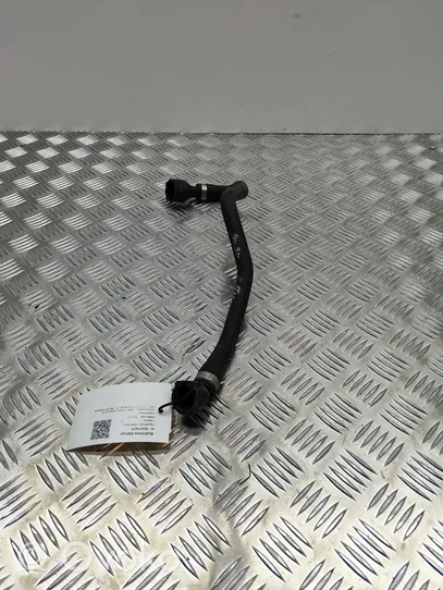 BMW 3 GT F34 Tubo flessibile del liquido di raffreddamento del motore 8514058