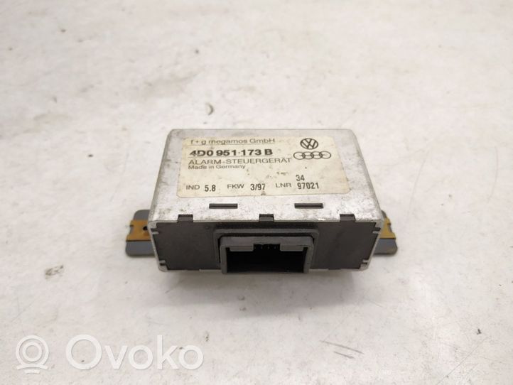 Audi A4 S4 B6 8E 8H Boîtier module alarme 