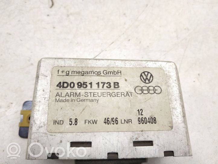 Audi A4 S4 B6 8E 8H Boîtier module alarme 