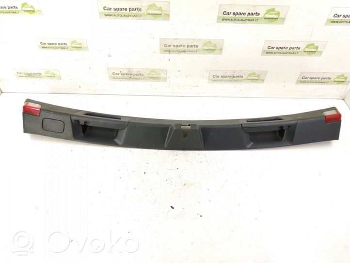 Mercedes-Benz C W204 Rivestimento serratura portellone posteriore/bagagliaio 