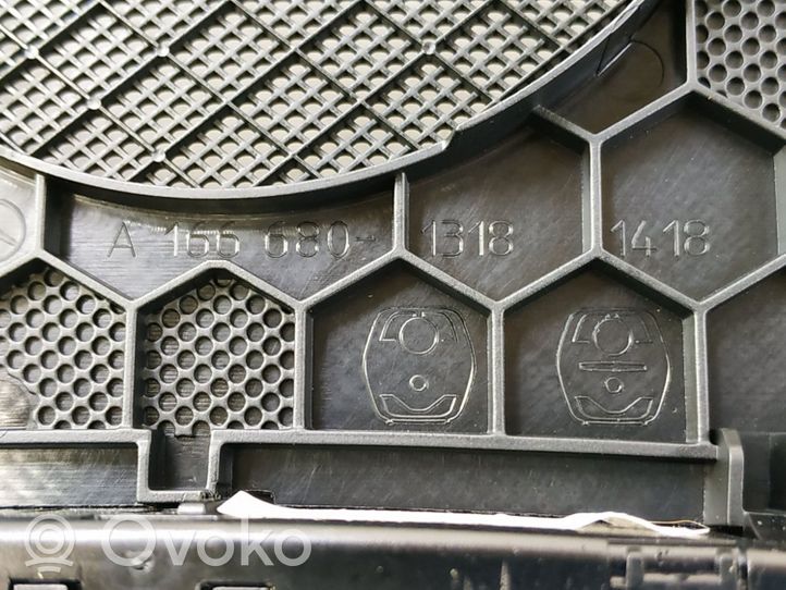 Mercedes-Benz GLE (W166 - C292) Dash center air vent grill 