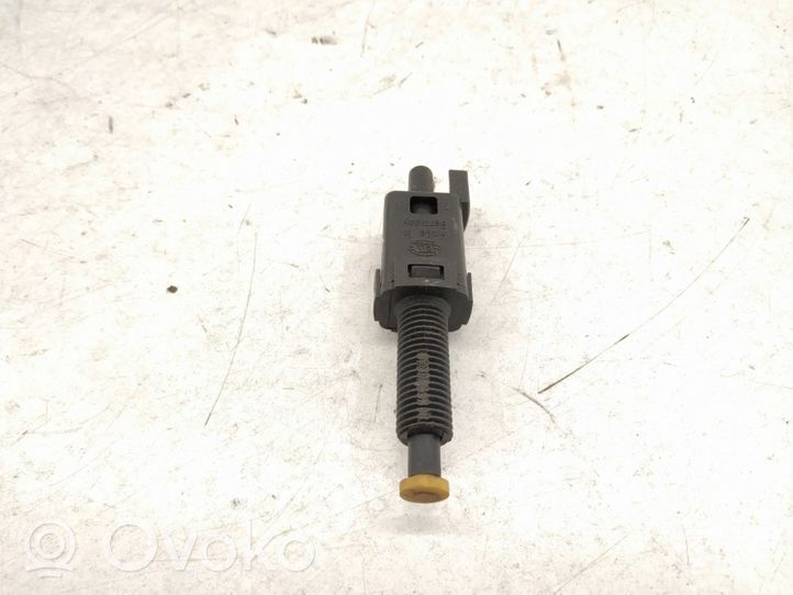 Audi A4 S4 B5 8D Brake pedal sensor switch 