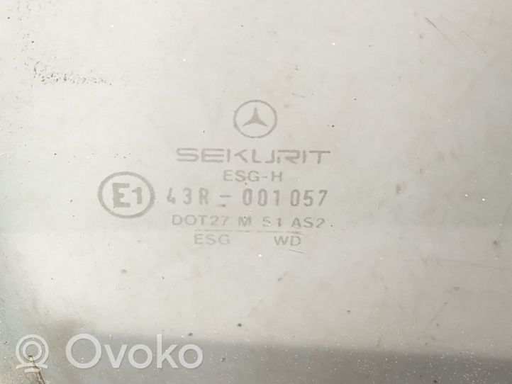 Mercedes-Benz E W124 Fenster Scheibe Tür vorne (4-Türer) 1247200418