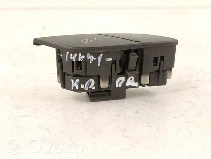 Mercedes-Benz GL X164 Central locking switch button A2518200910