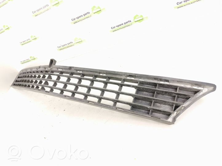 Mercedes-Benz B W245 Grille inférieure de pare-chocs avant 1698850123