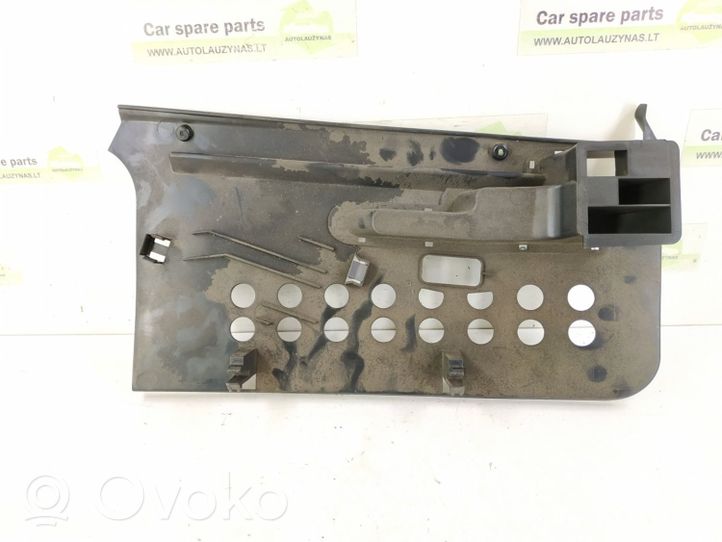 Mercedes-Benz A W169 Panelės apdailos skydas (apatinis) 