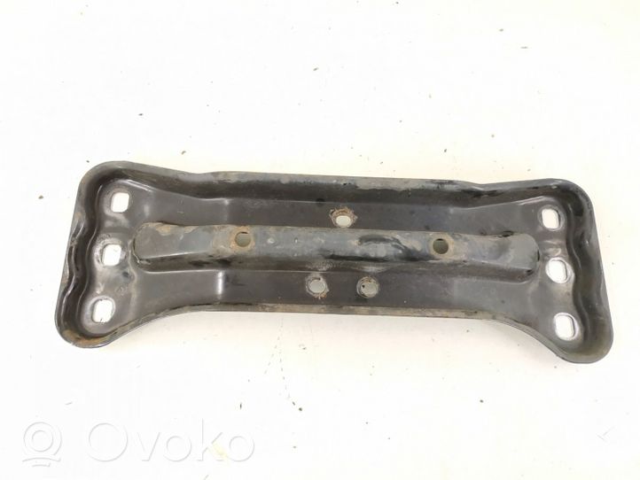 A2042422201 MercedesBenz C W204 Gearbox mounting bracket, 20.69 € RRR