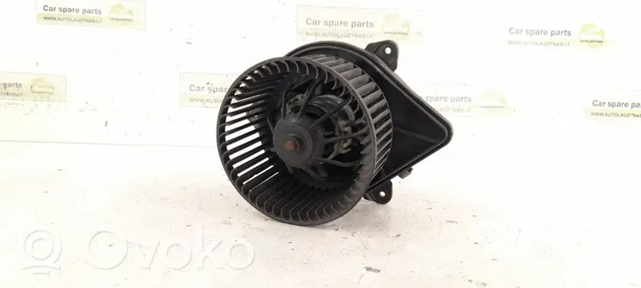 Renault Trafic II (X83) Ventola riscaldamento/ventilatore abitacolo 