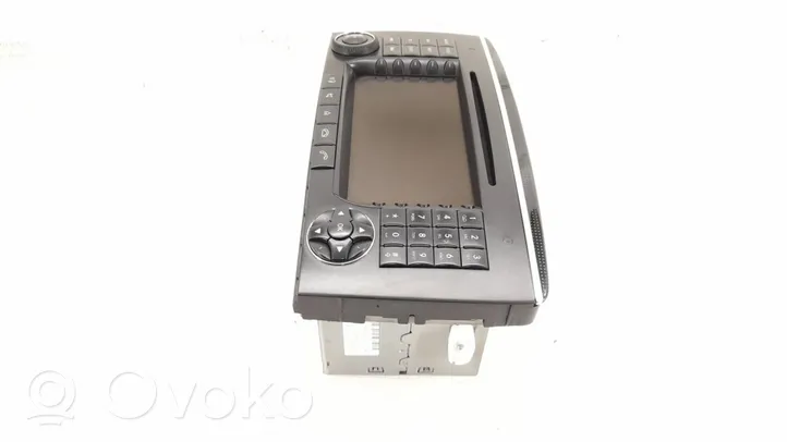 Mercedes-Benz R W251 Radio/CD/DVD/GPS-pääyksikkö 