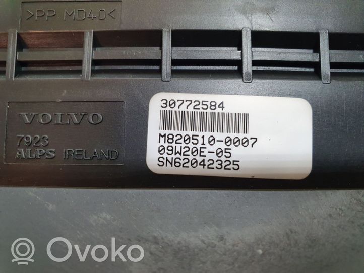 Volvo XC60 Monitor / wyświetlacz / ekran 30772584