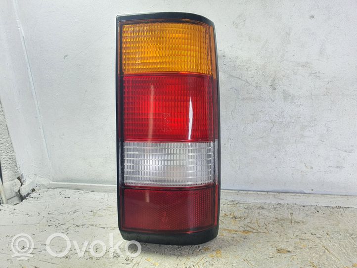Opel Kadett E Lampa tylna 44651636D
