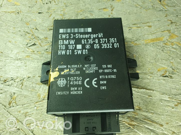 BMW 5 E39 Calculateur moteur ECU 2247072