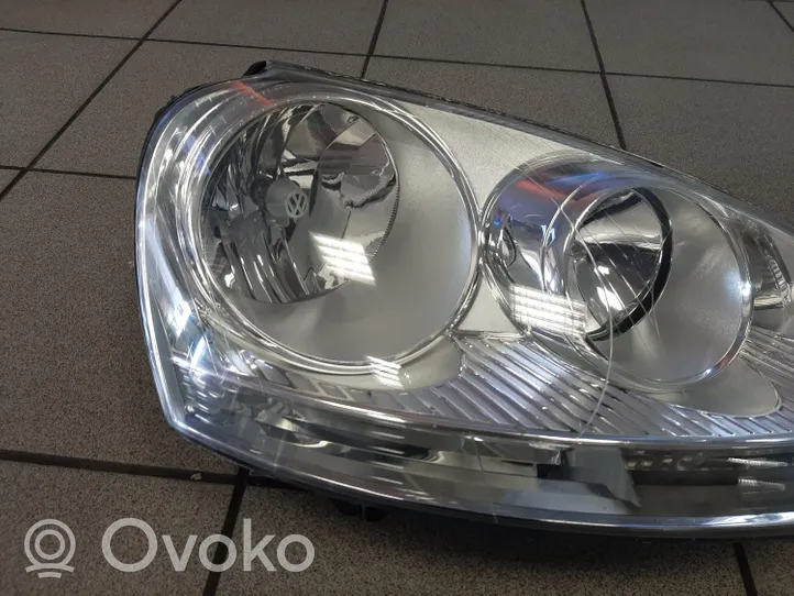 Volkswagen Golf V Lampa przednia 1K6941006P