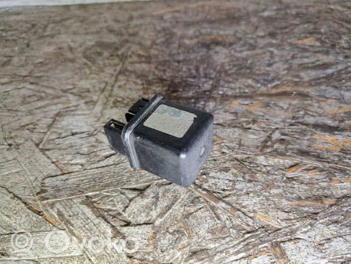 Opel Monterey Other relay 