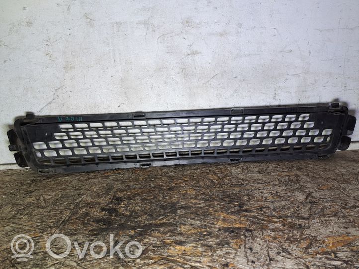 Volvo V70 Etupuskurin alempi jäähdytinsäleikkö 30763113