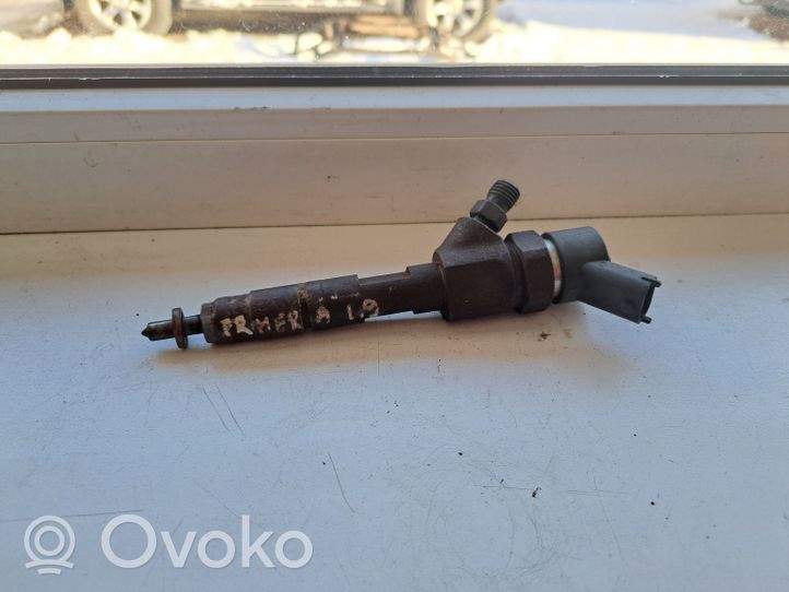 Nissan Primera Injecteur de carburant 0445110110B