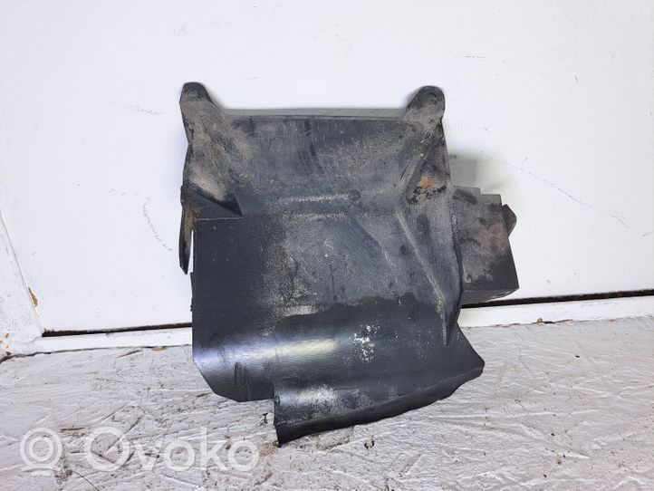 Audi 80 90 S2 B4 Altra parte esteriore 8A0805647