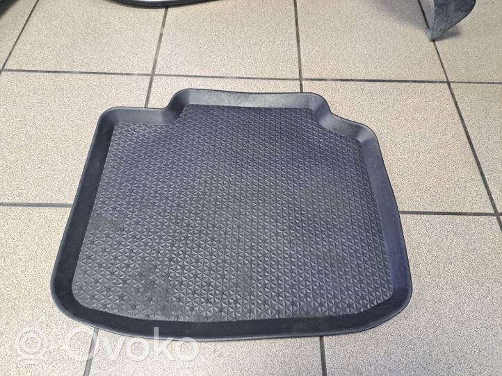 Subaru Outback (BT) Tapis de sol arrière J505EAL000