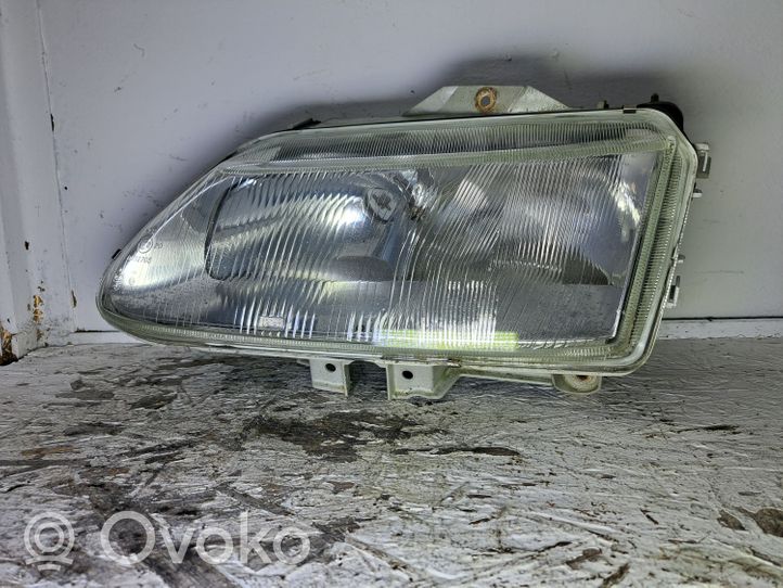 Renault Espace III Phare frontale 0492705