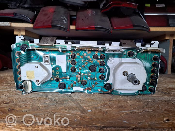 Renault Espace I Tachimetro (quadro strumenti) 8713510