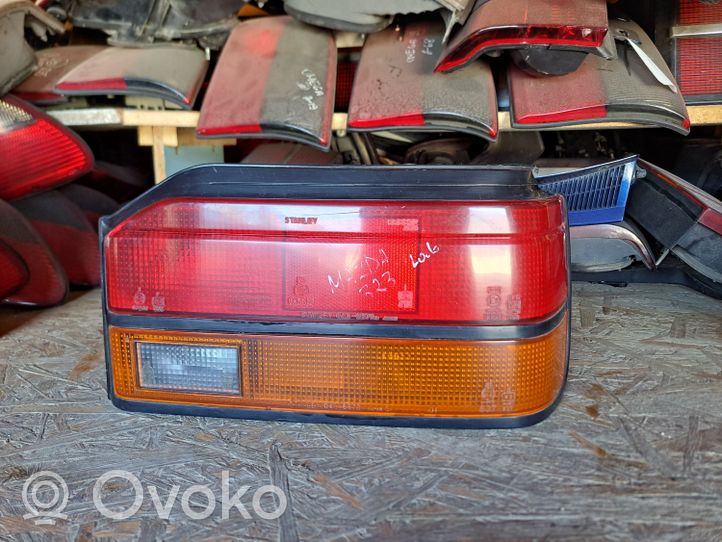 Mazda 323 Lampa tylna 0436870R