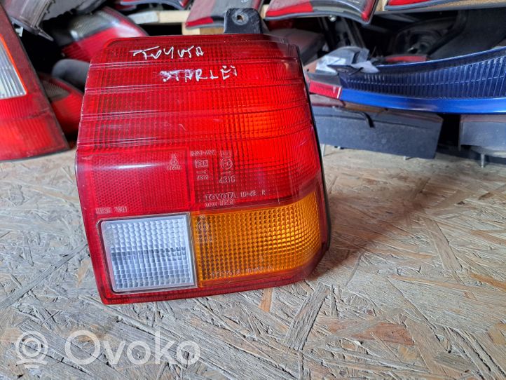 Toyota Starlet (P70) III Lampa tylna 1043R