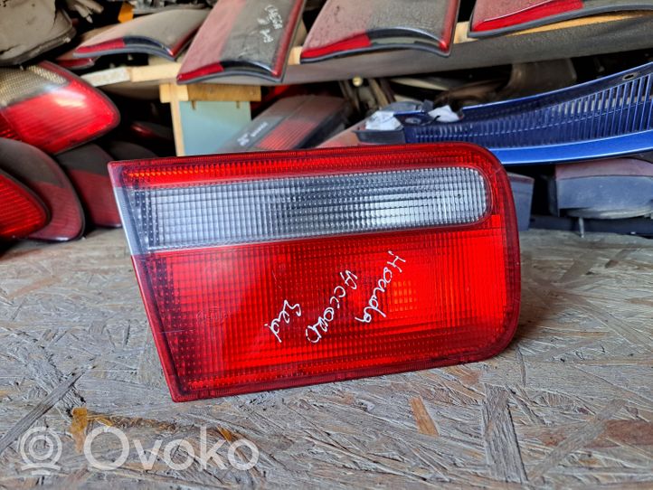 Honda Accord Lampy tylnej klapy bagażnika 236207