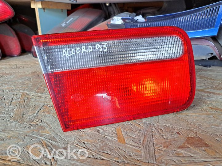 Honda Accord Lampy tylnej klapy bagażnika 236207