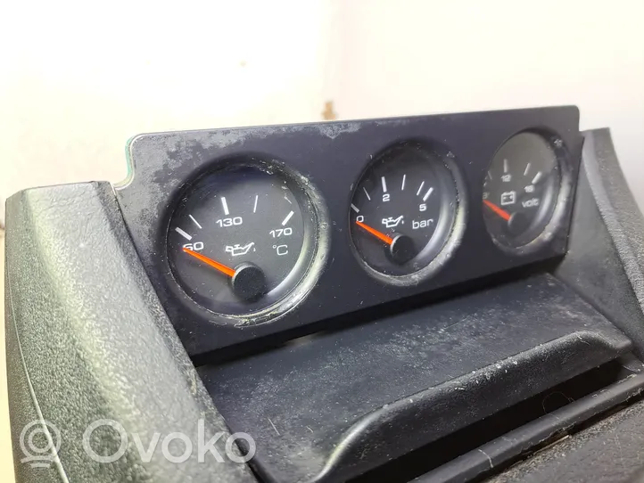 Audi 80 90 B3 Console centrale 8A1919214