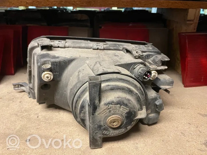 Audi 100 S4 C4 Scheinwerfer 302137170