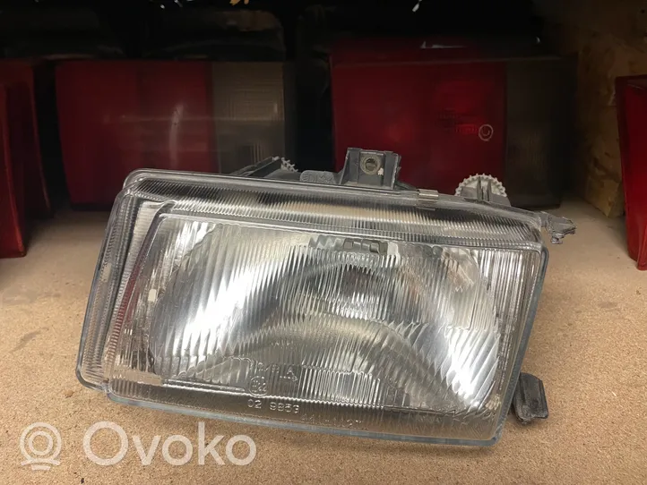 Volkswagen Caddy Headlight/headlamp 67725111