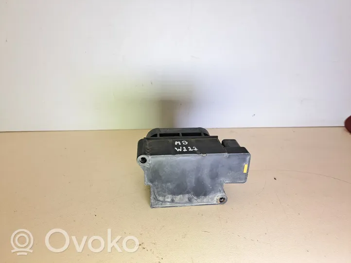 Mercedes-Benz S W222 Bloc de soupape de suspension pneumatique A0993200058