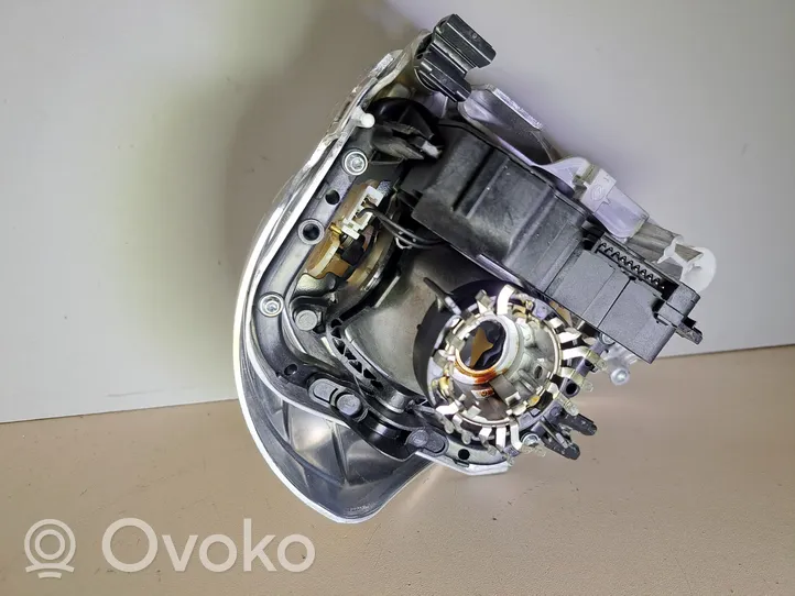 Volvo S60 Priekinio žibinto detalė 89207071