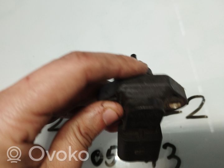 Audi A4 S4 B6 8E 8H Czujnik ciśnienia powietrza 059906051