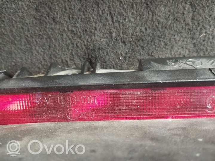 Volkswagen Golf V Papildu bremžu signāla lukturis 02E25048