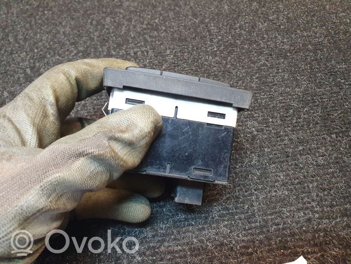 Volvo V50 Light switch 30669736