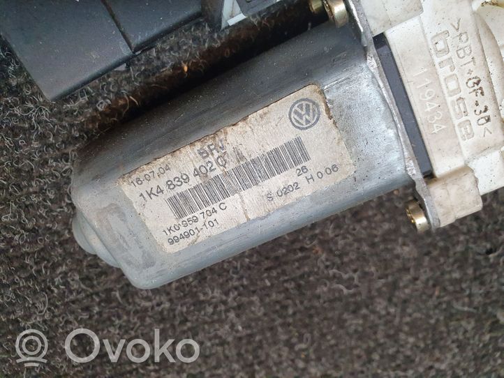 Volkswagen Golf V Silniczek podnoszenia szyby drzwi tylnych 1K4839402C