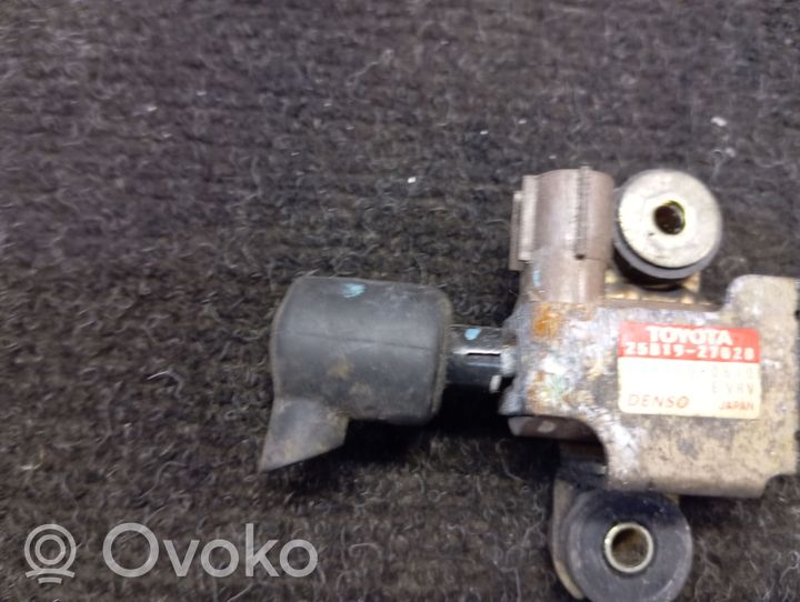 Toyota Corolla E120 E130 Elettrovalvola turbo 2581927020