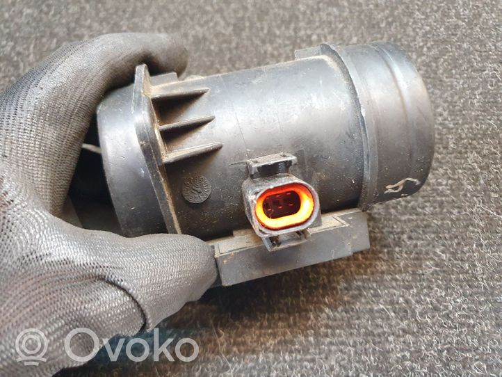 Volkswagen Golf III Mass air flow meter 074906461