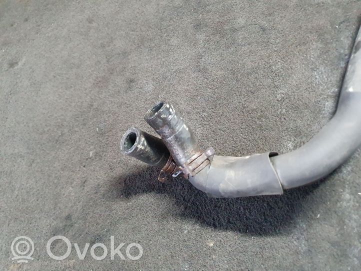 Volkswagen Polo Coolant pipe/hose 