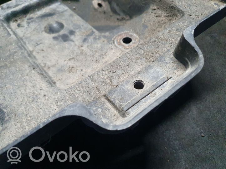 Opel Zafira A Boîte de batterie 24449812