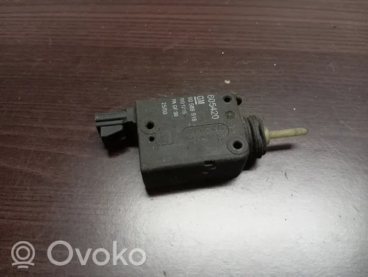 Opel Zafira A Fuel tank cap lock motor 605420