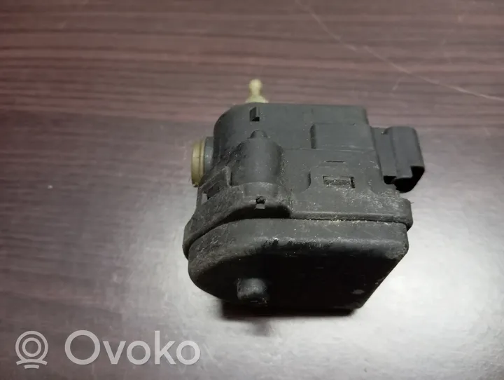 Renault Laguna II Headlight level adjustment motor 00816400