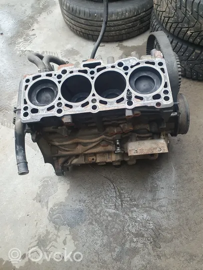 Volkswagen Touran I Engine block CBA