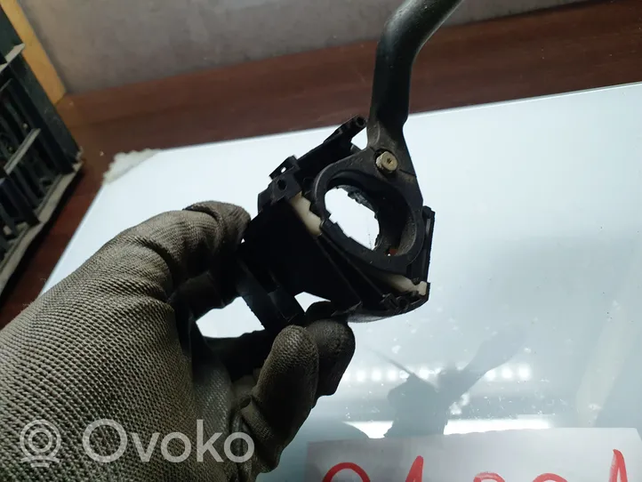 Volkswagen Golf III Wiper control stalk 1H6953503AA