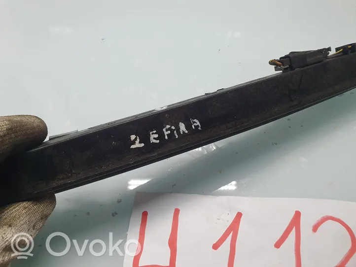 Opel Zafira A Trzecie światło stop 90582025