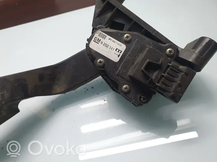 Opel Zafira A Accelerator throttle pedal 9202341