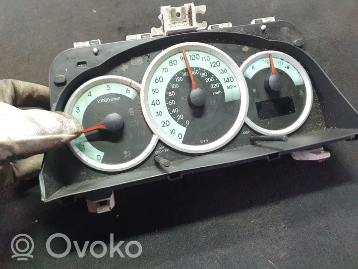 Toyota Corolla Verso AR10 Compteur de vitesse tableau de bord 838000F050L