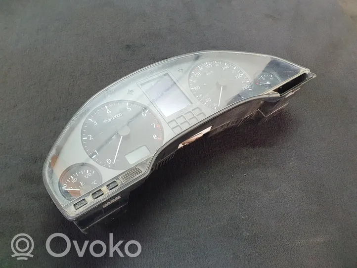 Audi A8 S8 D2 4D Tachimetro (quadro strumenti) 4D0919033F