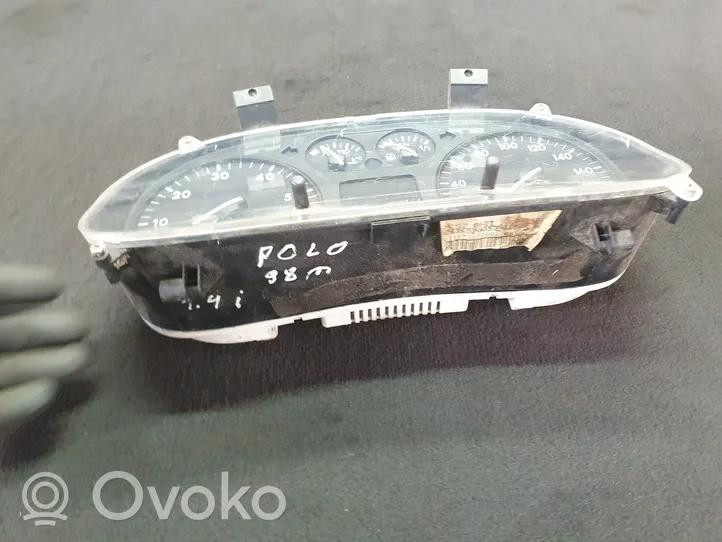 Volkswagen Polo III 6N 6N2 6NF Compteur de vitesse tableau de bord 